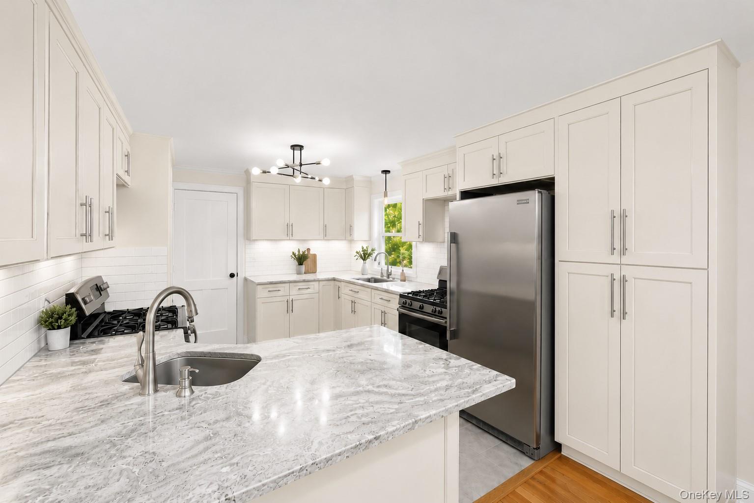 249 Ridge Road Highland Mills, NY 10930 - Photo 8 of 38
