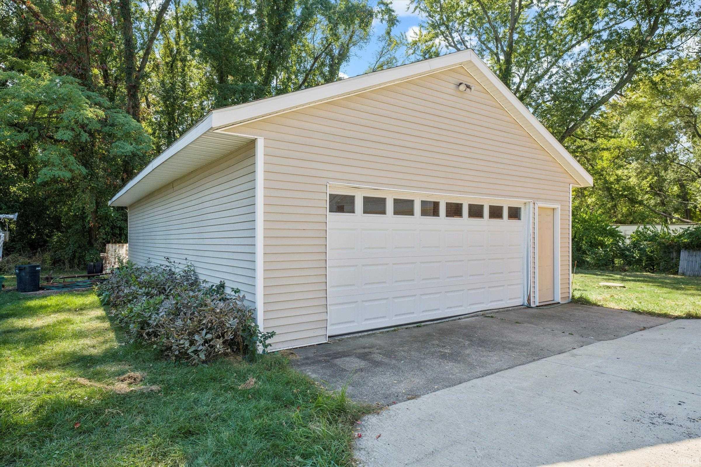 18158 Bulla Road South Bend, IN 46637 - Photo 25 of 30 Gallery Image 25