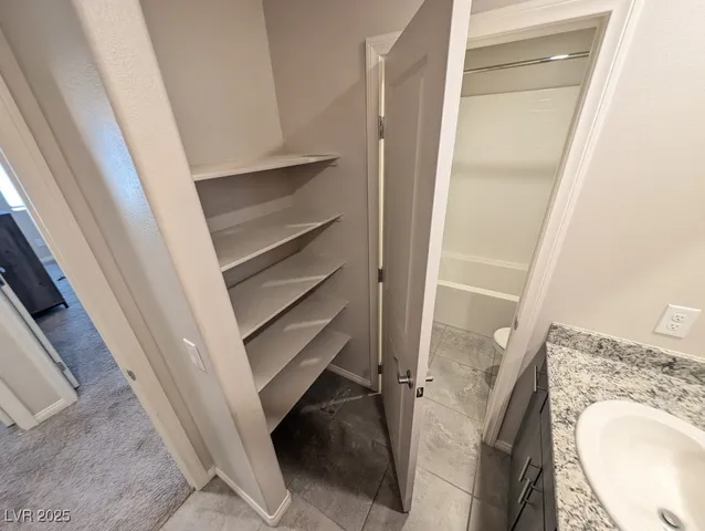 $2,250 | 3752 Andorian Avenue, North Las Vegas, NV 89084