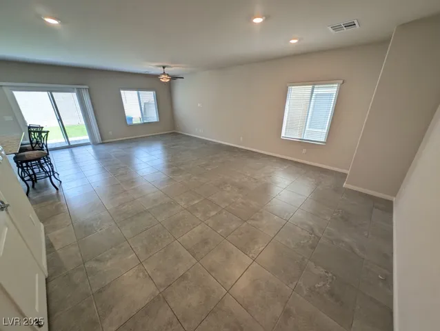 $2,250 | 3752 Andorian Avenue, North Las Vegas, NV 89084