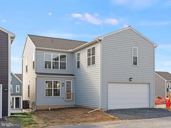 $539,990 | 3107 Overlook Drive, Mechanicsburg, PA 17055