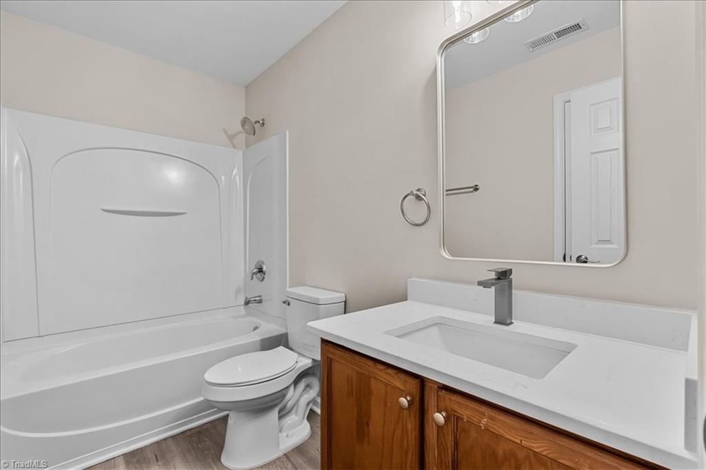 4804 Clarkson Road Greensboro, NC 27410 - Photo 14 of 19