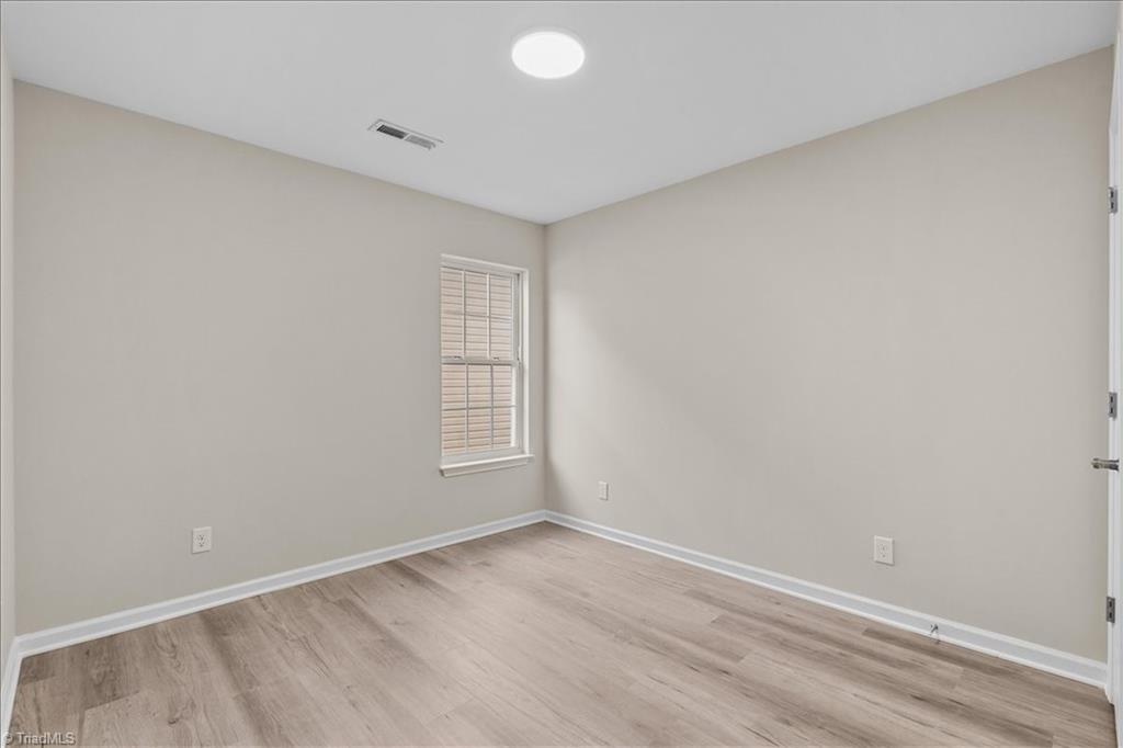 4804 Clarkson Road Greensboro, NC 27410 - Photo 15 of 19