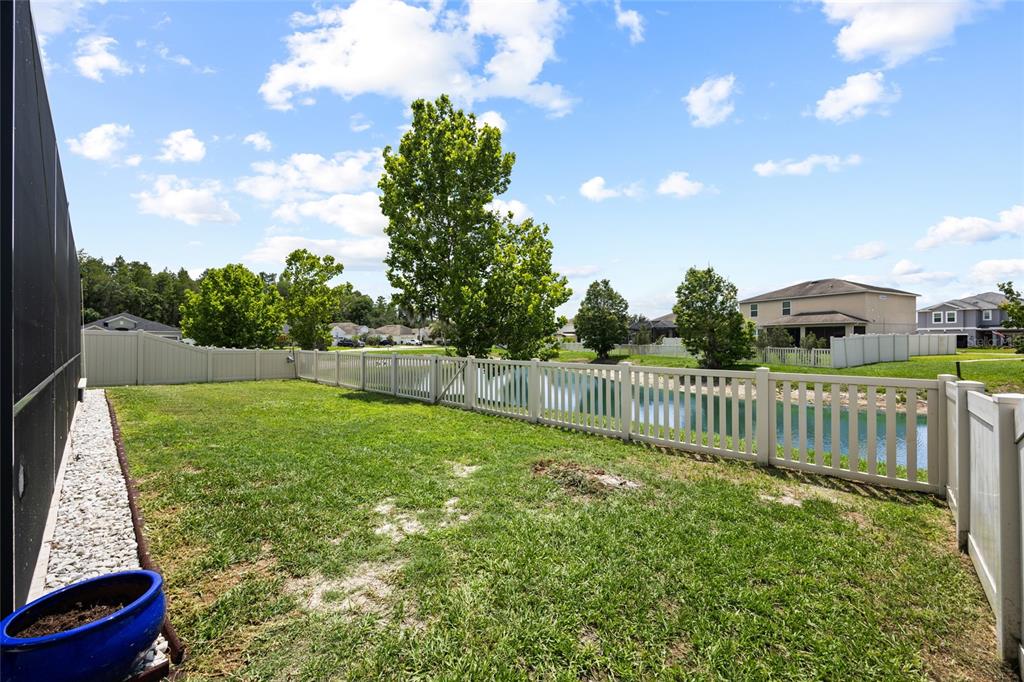 3851 Pacente Loop Wesley Chapel, FL 33543 - Photo 34 of 38