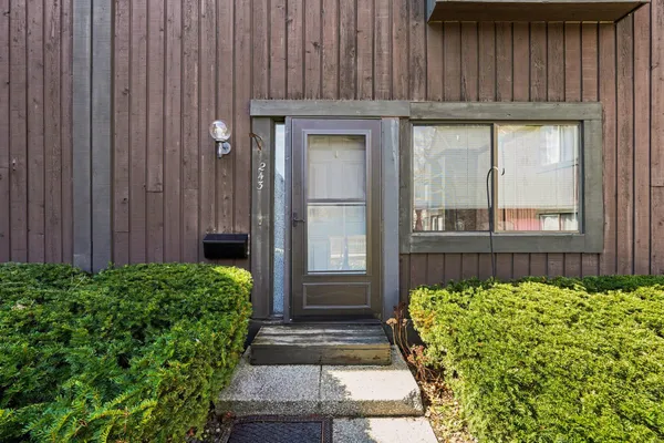 $155,000 | 243 Ballantrae Court, Kalamazoo, MI 49006