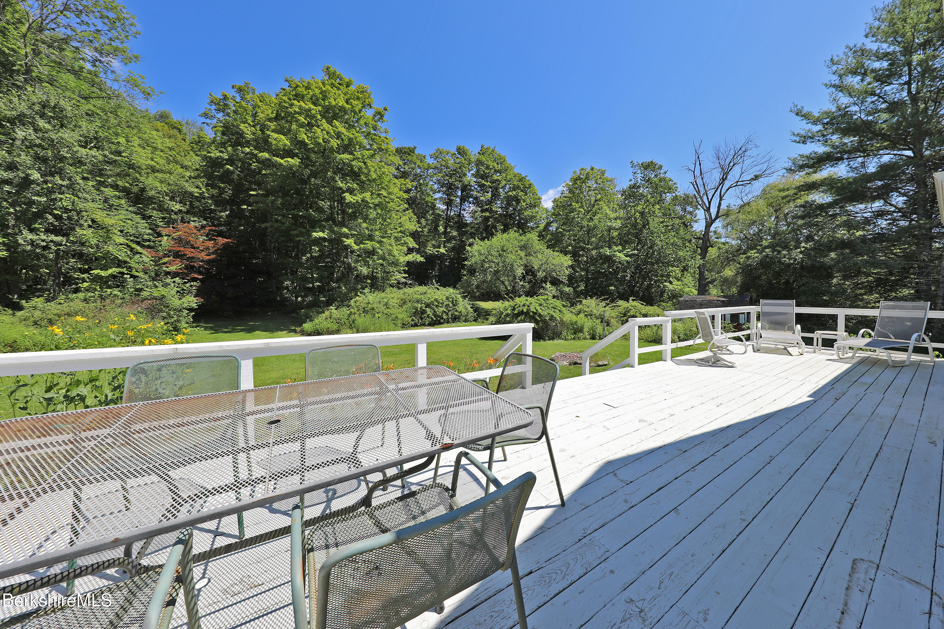 118 Sandisfield Road Sandisfield, MA 01255 - Photo 22 of 50 DECK