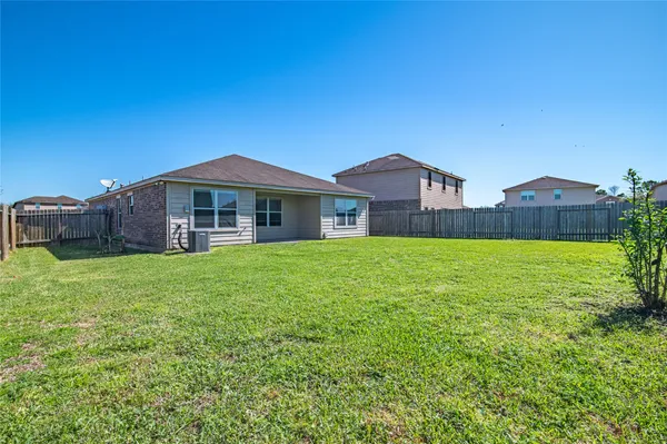 $1,850 | 7122 Glenridge, Richmond, TX 77469