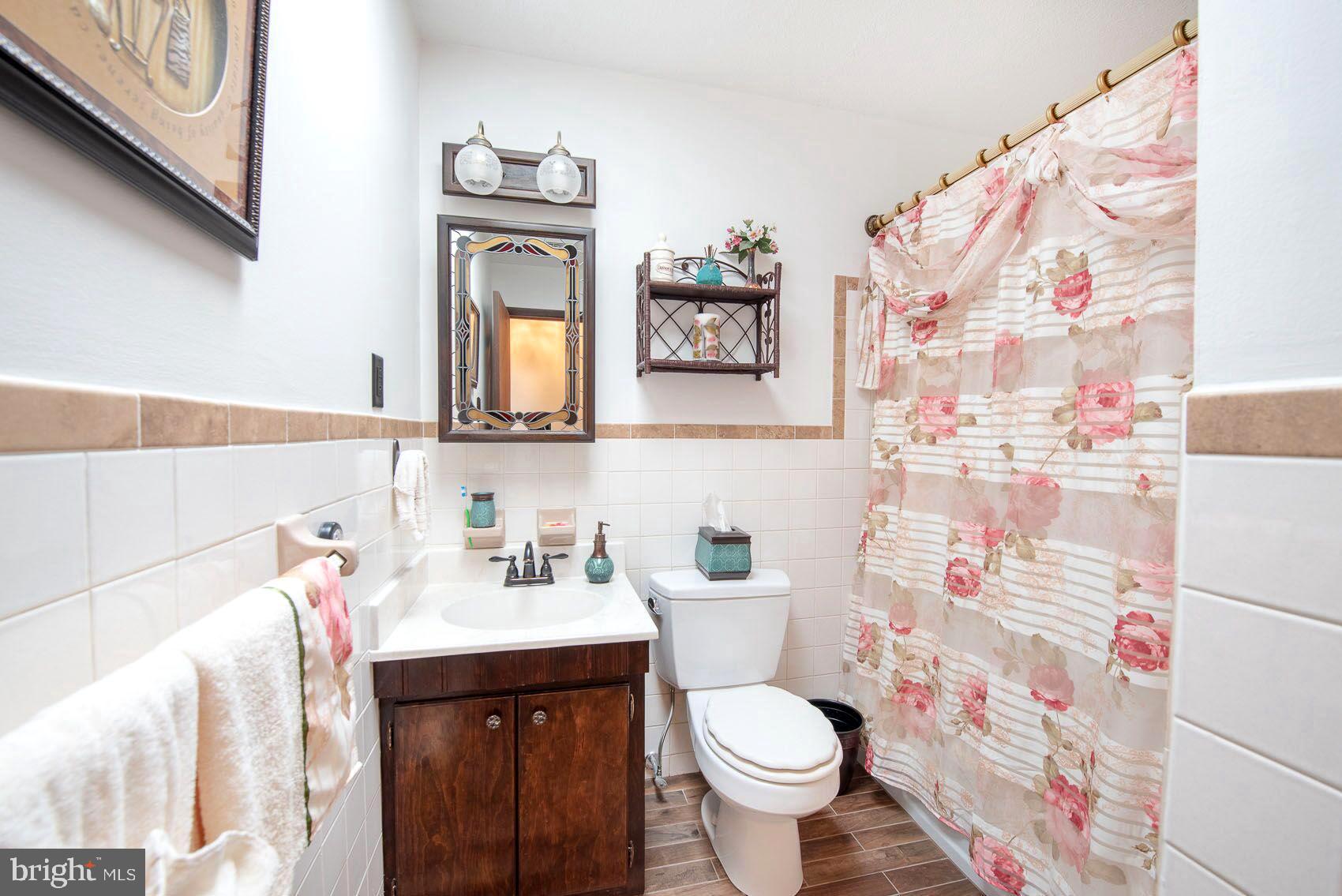 24 Harley Road Pottstown, PA 19465 - Photo 26 of 42 Main Hall Full bath