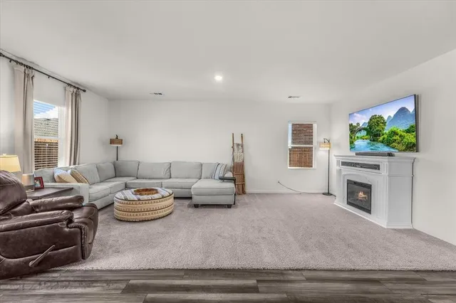 $2,400 | 4916 Knob Drive, Fort Worth, TX 76179