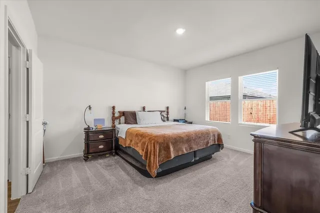 $2,400 | 4916 Knob Drive, Fort Worth, TX 76179