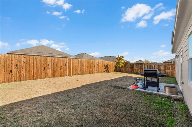 $2,400 | 4916 Knob Drive, Fort Worth, TX 76179