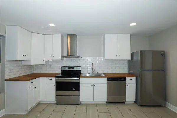 $1,575 | 6581 Wellington Square, Unit B, Norcross, GA 30093