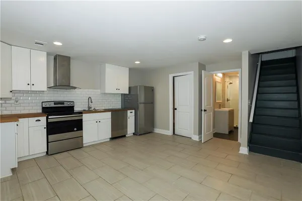 $1,575 | 6581 Wellington Square, Unit B, Norcross, GA 30093