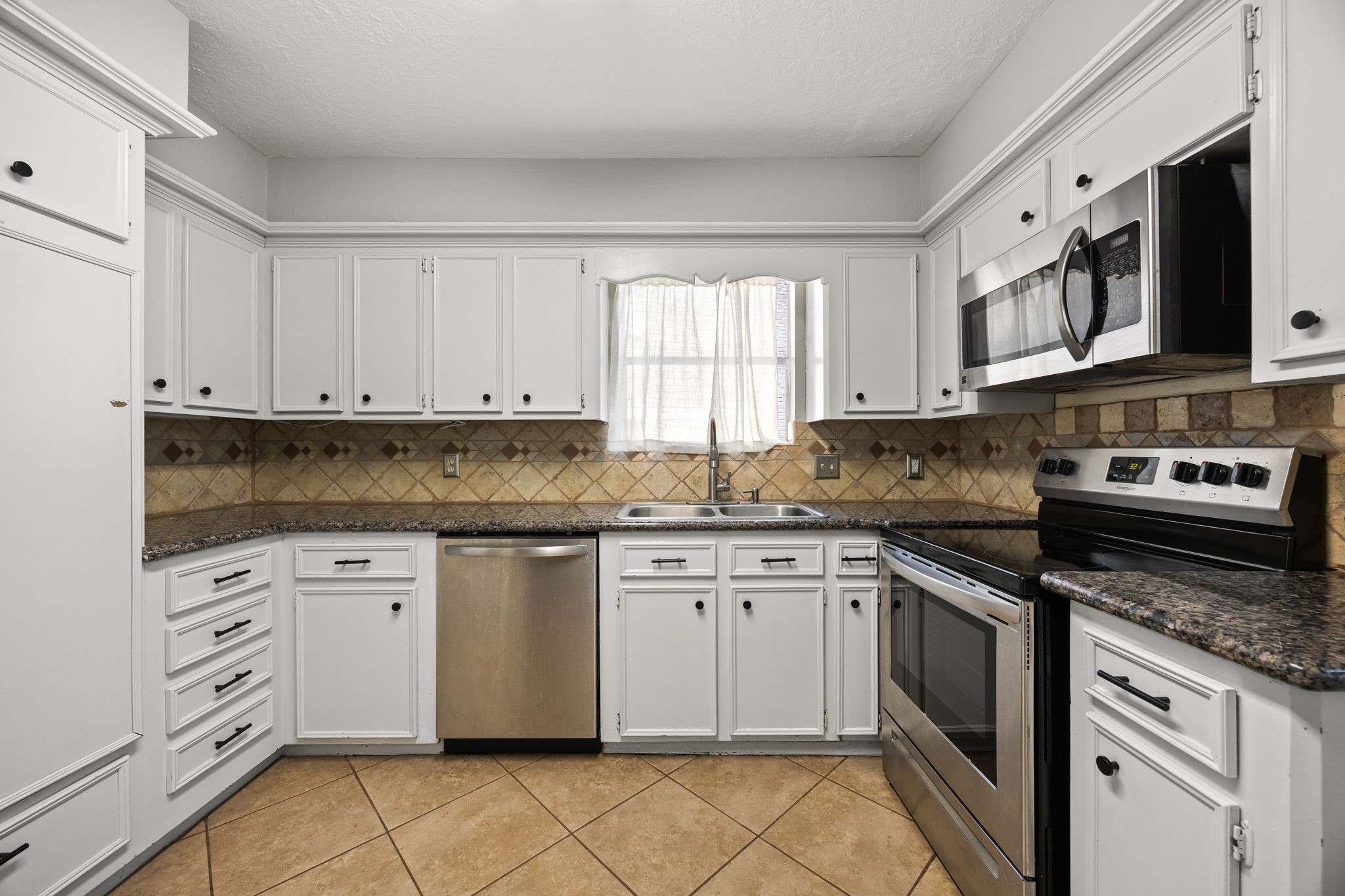 8407 Barmby Court Spring, TX 77389 - Photo 16 of 42