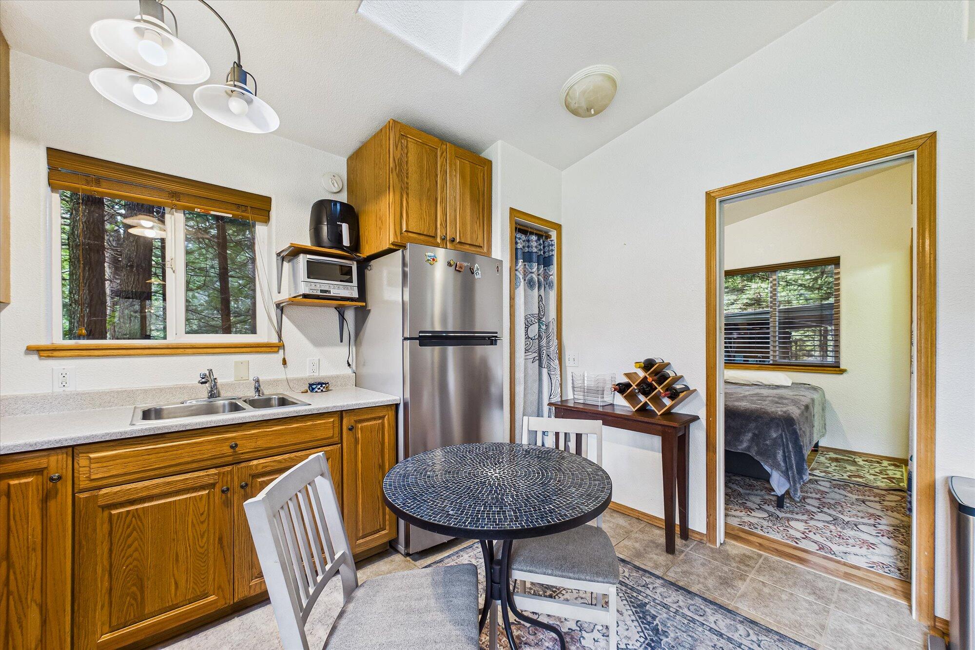 220 Madrone Road Weott, CA 95571 - Photo 17 of 35