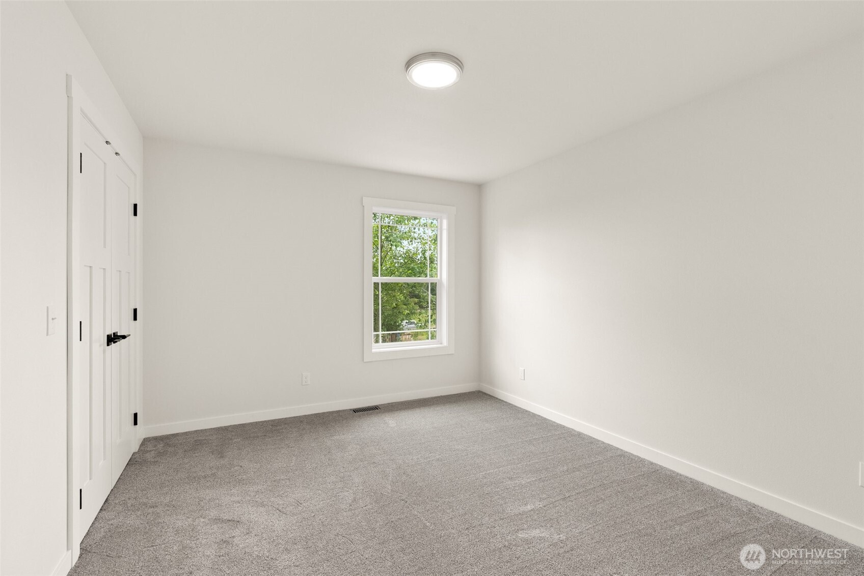 635 Elm Street Raymond, WA 98577 - Photo 14 of 20