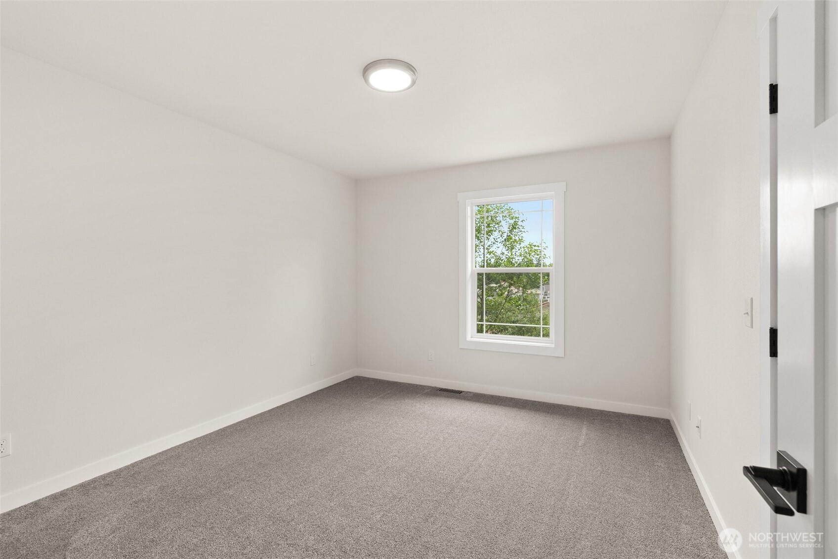 635 Elm Street Raymond, WA 98577 - Photo 15 of 20