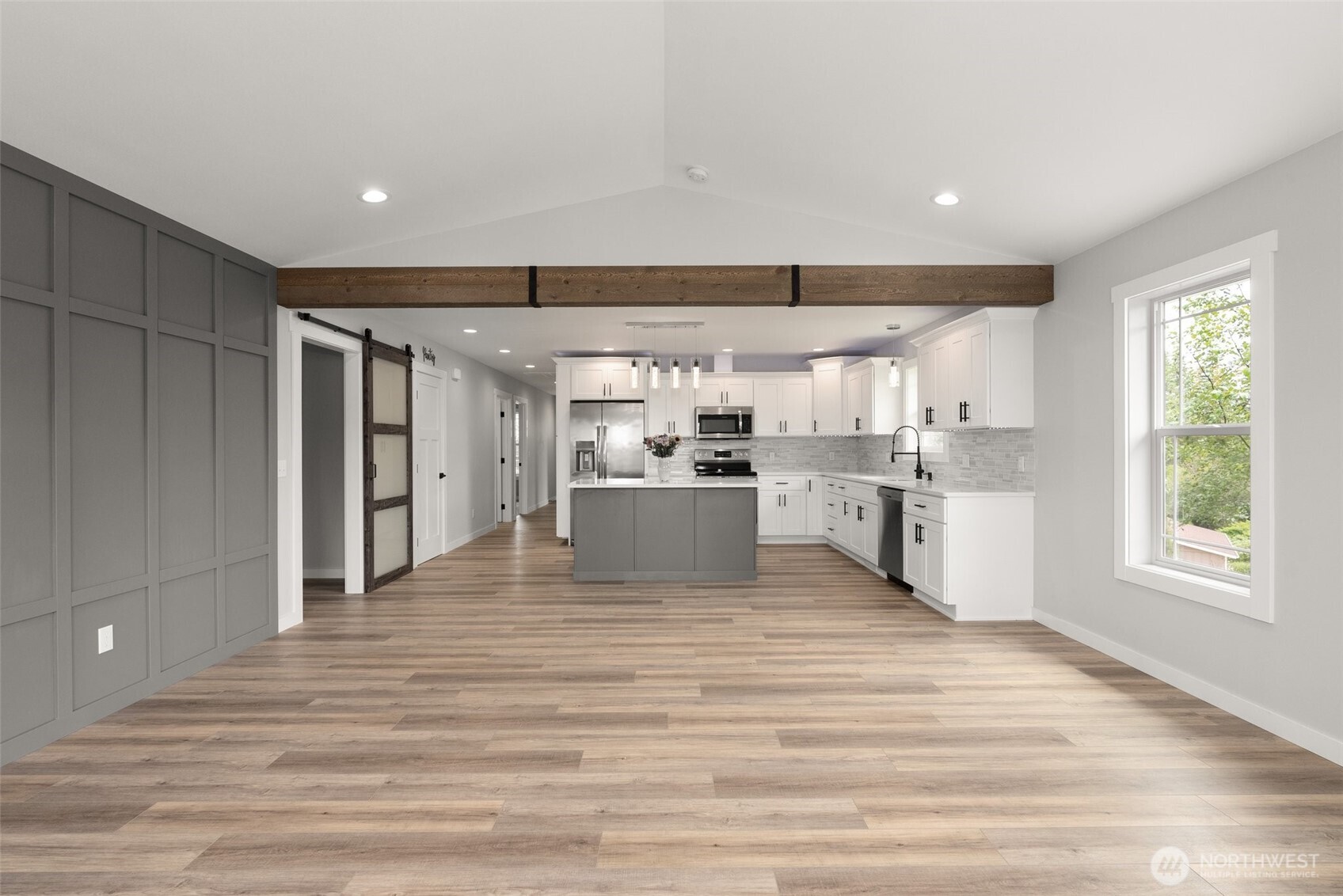 635 Elm Street Raymond, WA 98577 - Photo 4 of 20