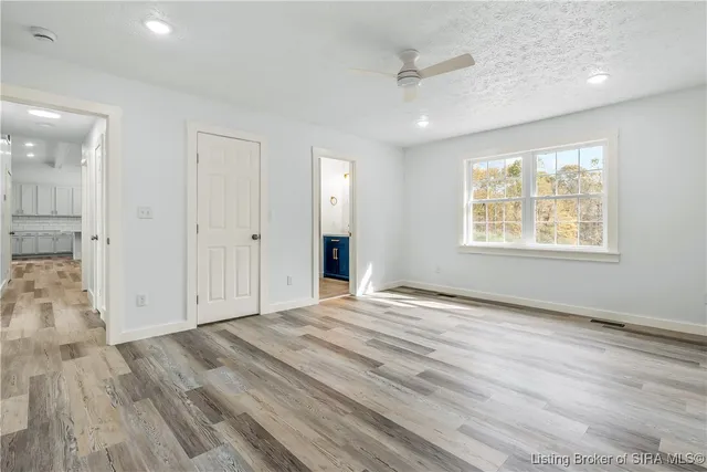 $375,000 | 11330 Lambs Ridge Road Southeast, Elizabeth, IN 47117