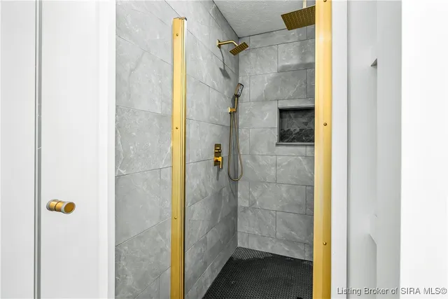 $375,000 | 11330 Lambs Ridge Road Southeast, Elizabeth, IN 47117