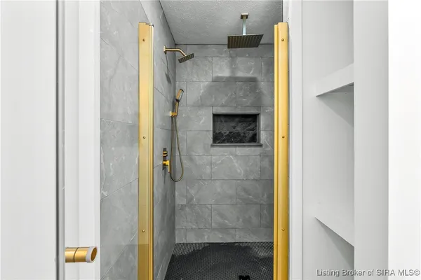 $350,000 | 11330 Lambs Ridge Road Southeast, Elizabeth, IN 47117