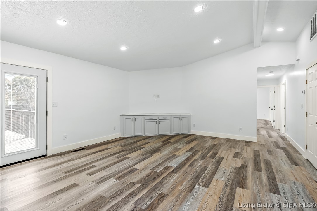 11330 Lambs Ridge Road Southeast Elizabeth, IN 47117 - Photo 5 of 39