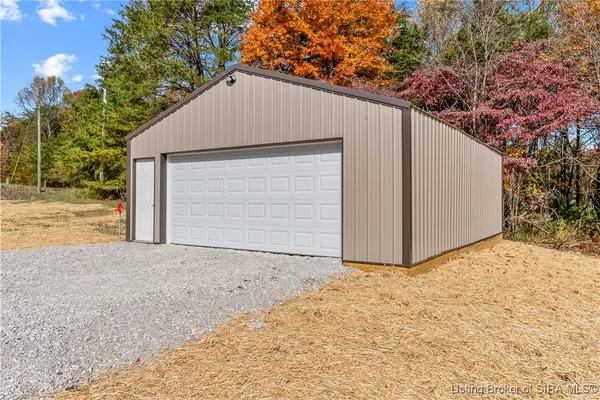 $350,000 | 11330 Lambs Ridge Road Southeast, Elizabeth, IN 47117