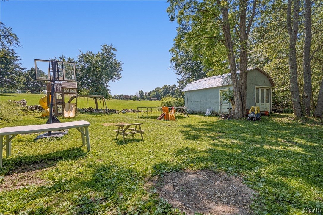 4221 County Rte 4 Scriba, NY 13126 - Photo 5 of 34