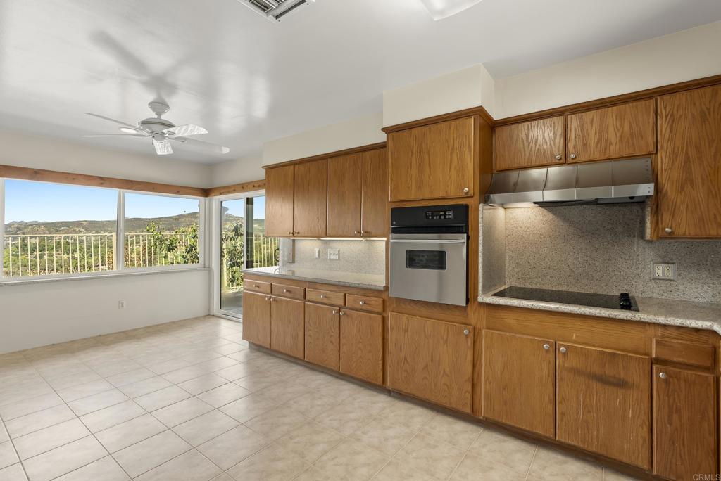 899 Van Horn Road El Cajon, CA 92019 - Photo 14 of 44