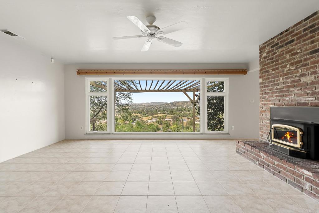 899 Van Horn Road El Cajon, CA 92019 - Photo 7 of 44
