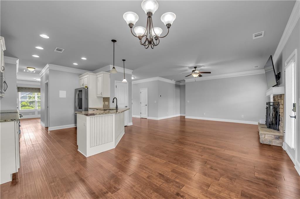 304 Red Cap Circle Jefferson, GA 30549 - Photo 19 of 39