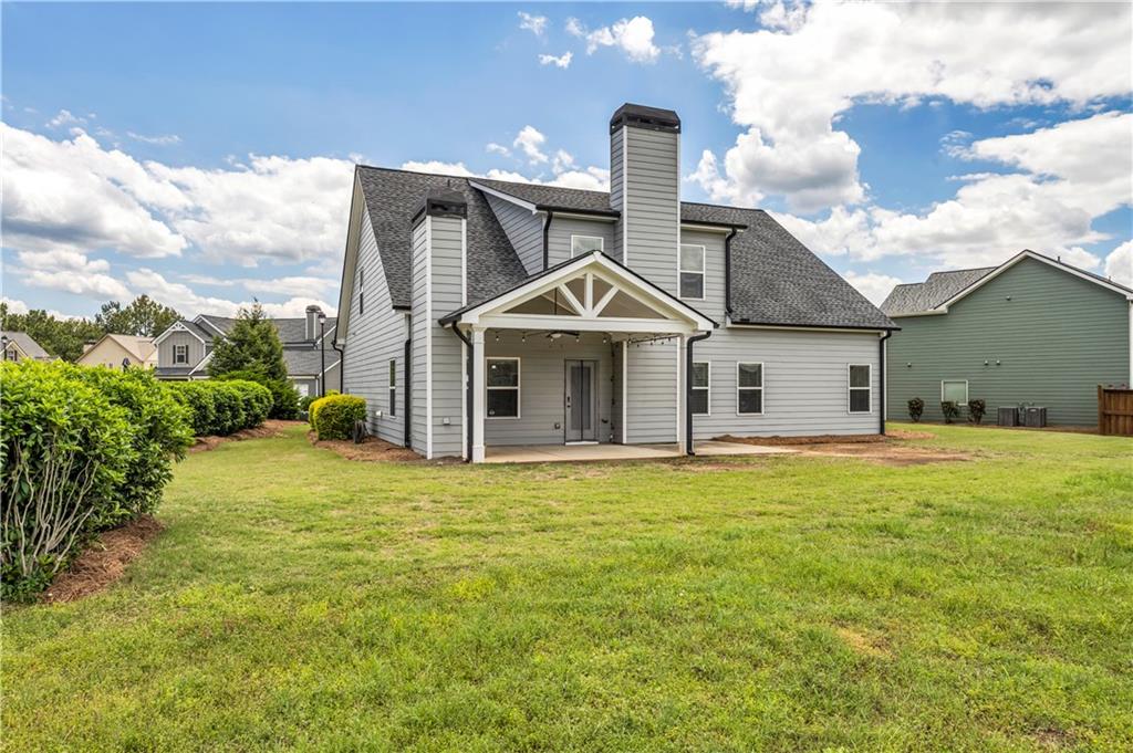 304 Red Cap Circle Jefferson, GA 30549 - Photo 7 of 39