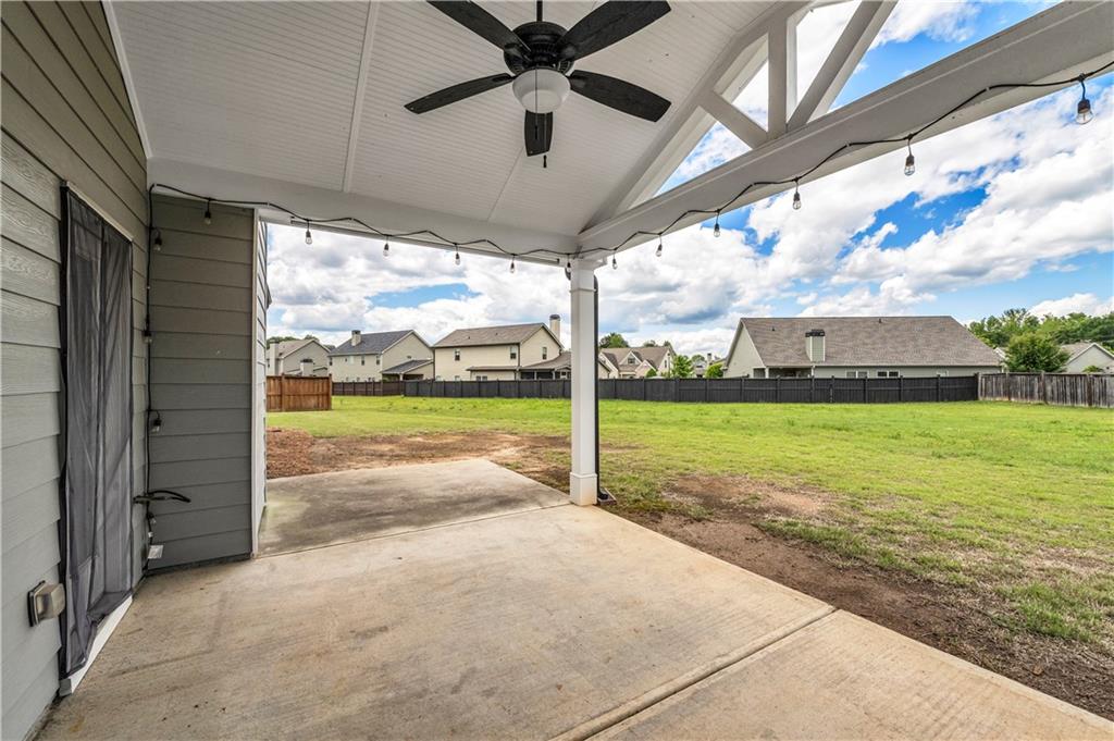 304 Red Cap Circle Jefferson, GA 30549 - Photo 8 of 39