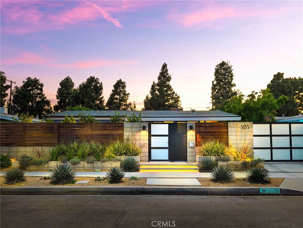 3135 Roxanne Avenue Long Beach, CA 90808 - Photo 1 of 1 Gallery Image 1