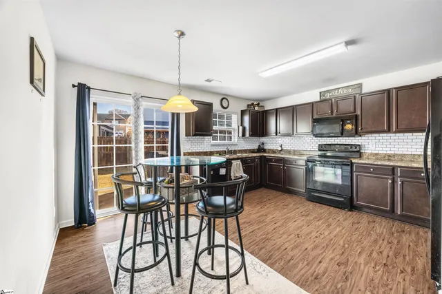 $285,000 | 533 Mount Laurel Lane, Wellford, SC 29385