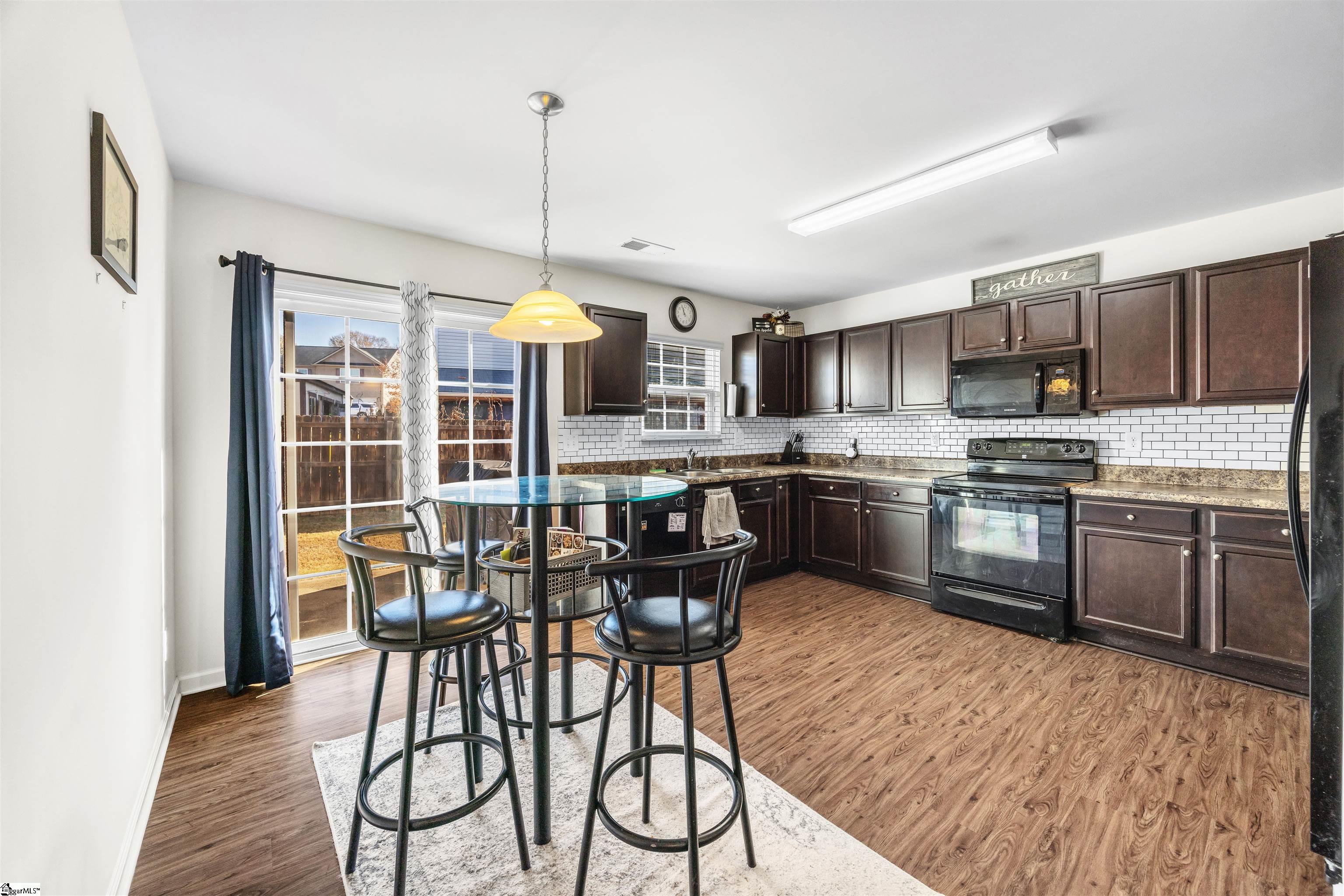 533 Mount Laurel Lane Wellford, SC 29385 - Photo 11 of 43