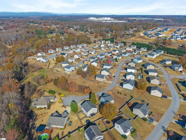 $260,000 | 533 Mount Laurel Lane, Wellford, SC 29385