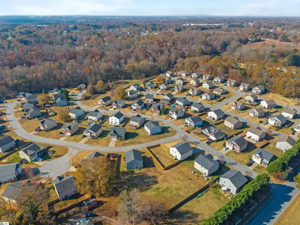 $260,000 | 533 Mount Laurel Lane, Wellford, SC 29385