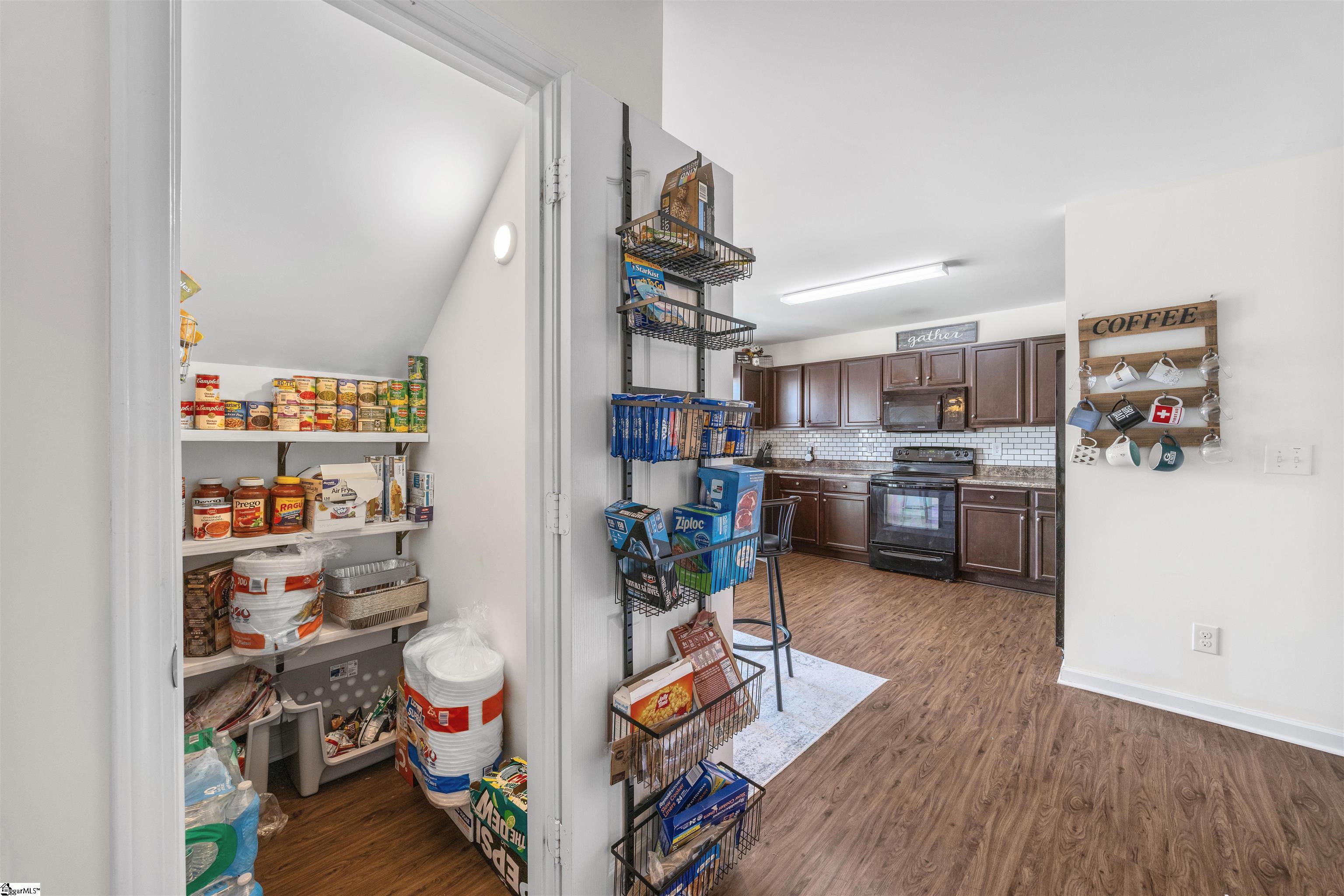 533 Mount Laurel Lane Wellford, SC 29385 - Photo 7 of 43