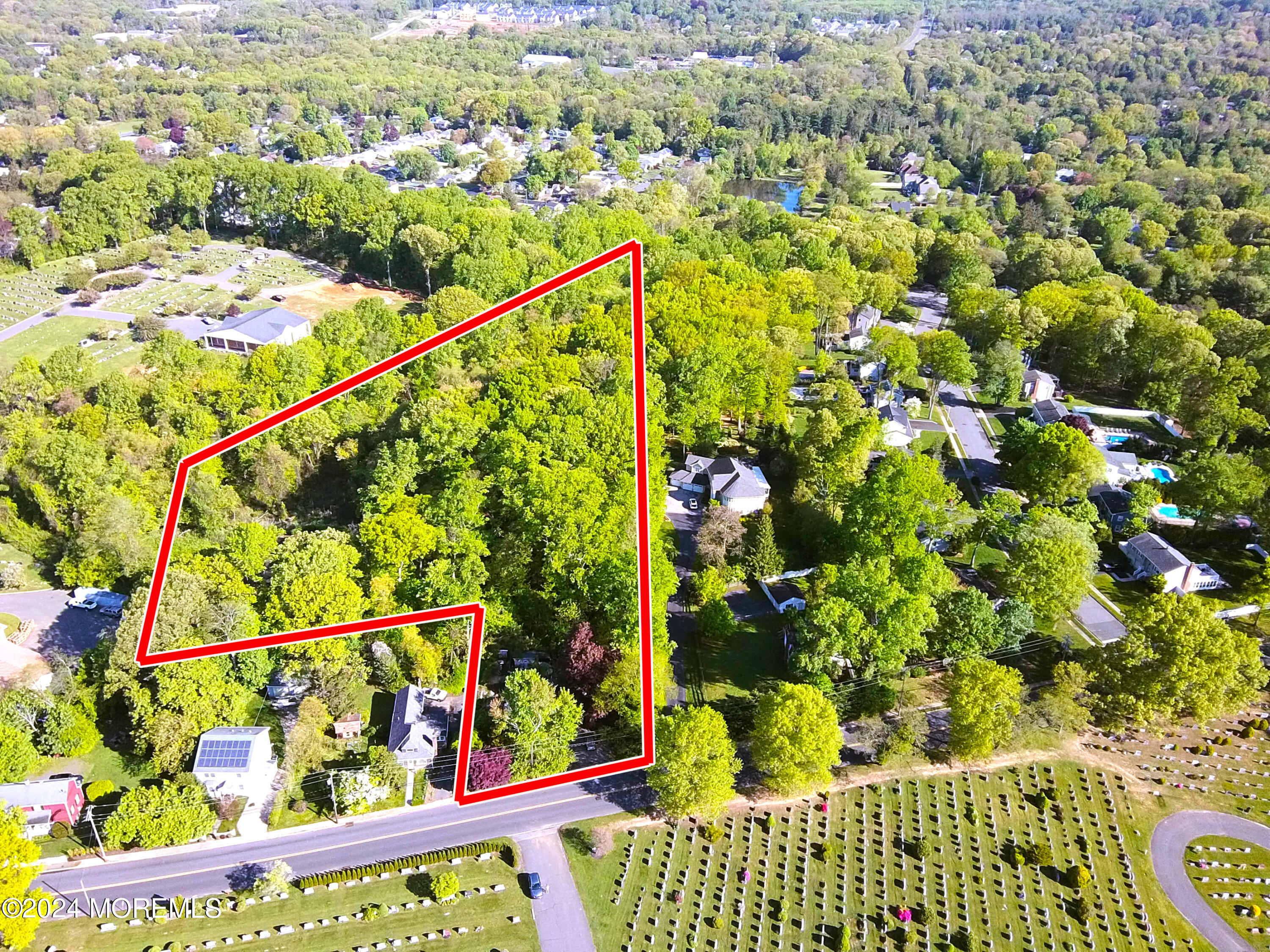 152 Chapel Hill Road Middletown, NJ 07701 - Photo 4 of 18 a view of a balcony