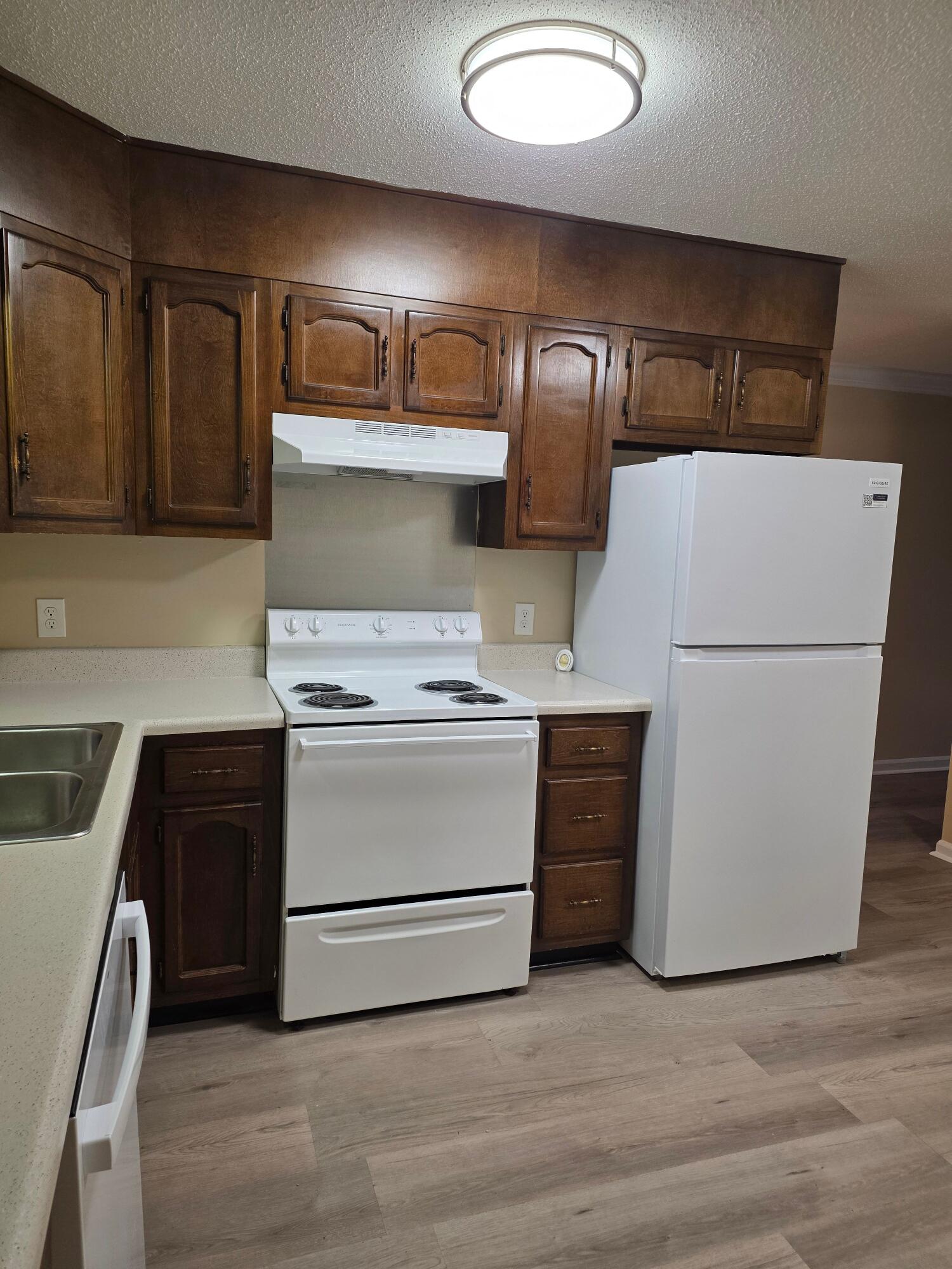 900 Peppermill Road, Unit A Chattanooga, TN 37411 - Photo 19 of 27 20260801_202404