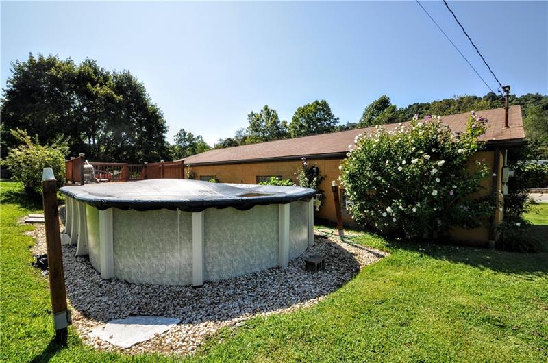 4080 Fundistown Road Trafford, PA 15085 - Photo 2 of 25 Gallery Image 2