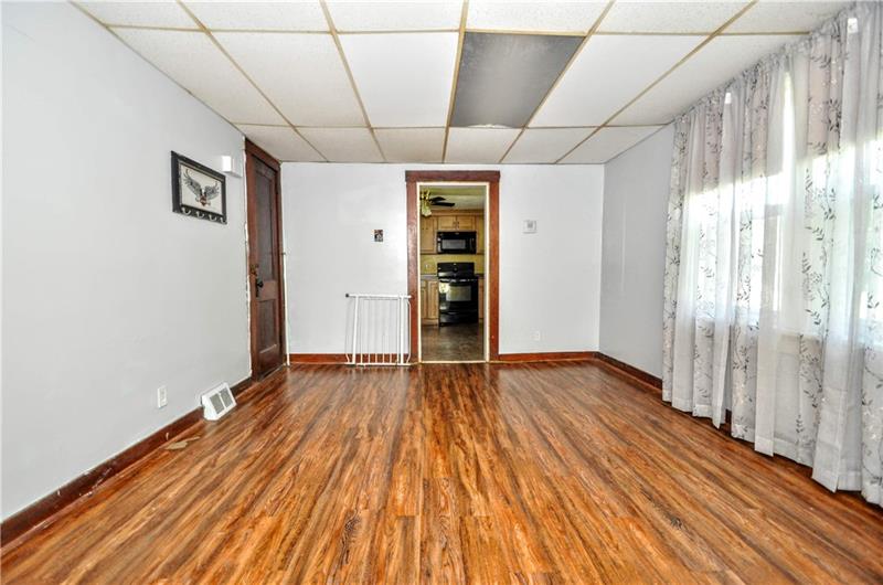 4080 Fundistown Road Trafford, PA 15085 - Photo 15 of 25 Dining room