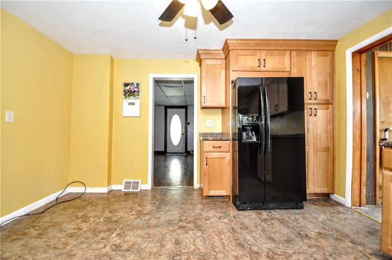 4080 Fundistown Road Trafford, PA 15085 - Photo 17 of 25 Gallery Image 17