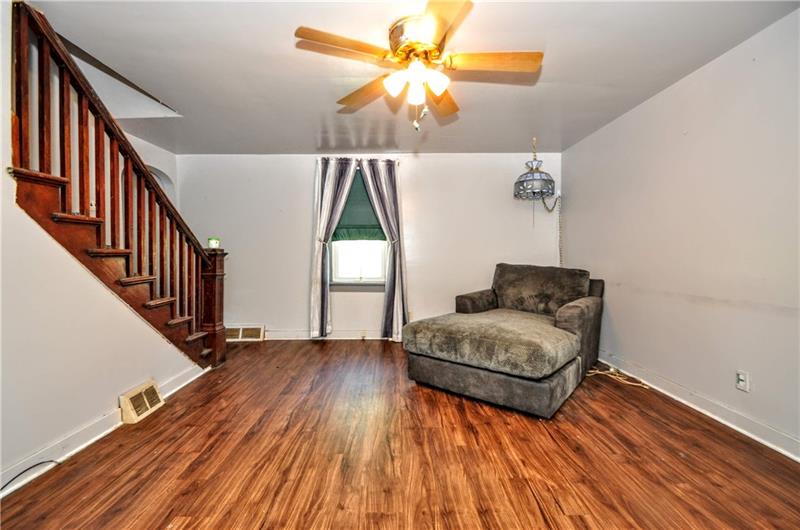 4080 Fundistown Road Trafford, PA 15085 - Photo 19 of 25 Living room
