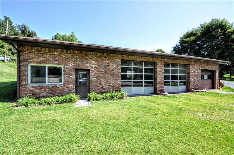 4080 Fundistown Road Trafford, PA 15085 - Photo 9 of 25 Gallery Image 9