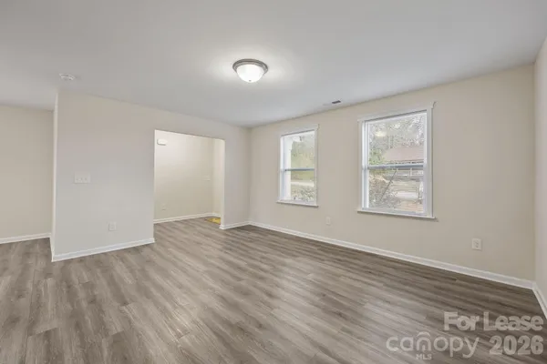 $2,100 | 409 Kickapoo Avenue, Gastonia, NC 28056