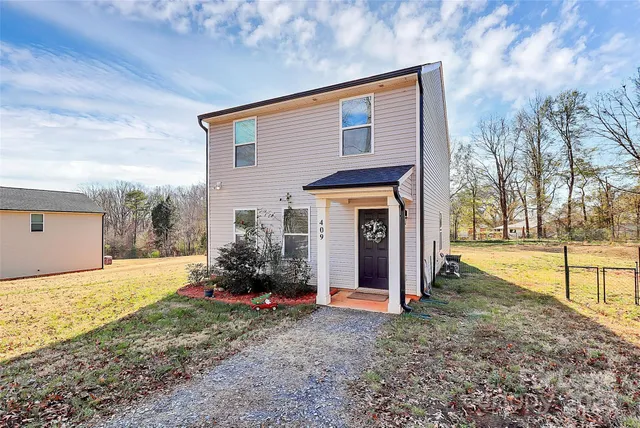 $2,200 | 409 Kickapoo Avenue, Gastonia, NC 28056