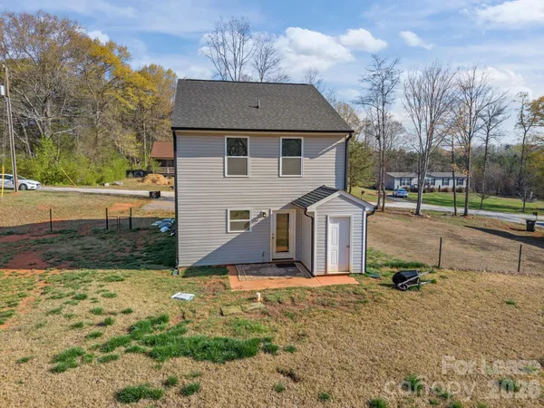 $2,100 | 409 Kickapoo Avenue, Gastonia, NC 28056