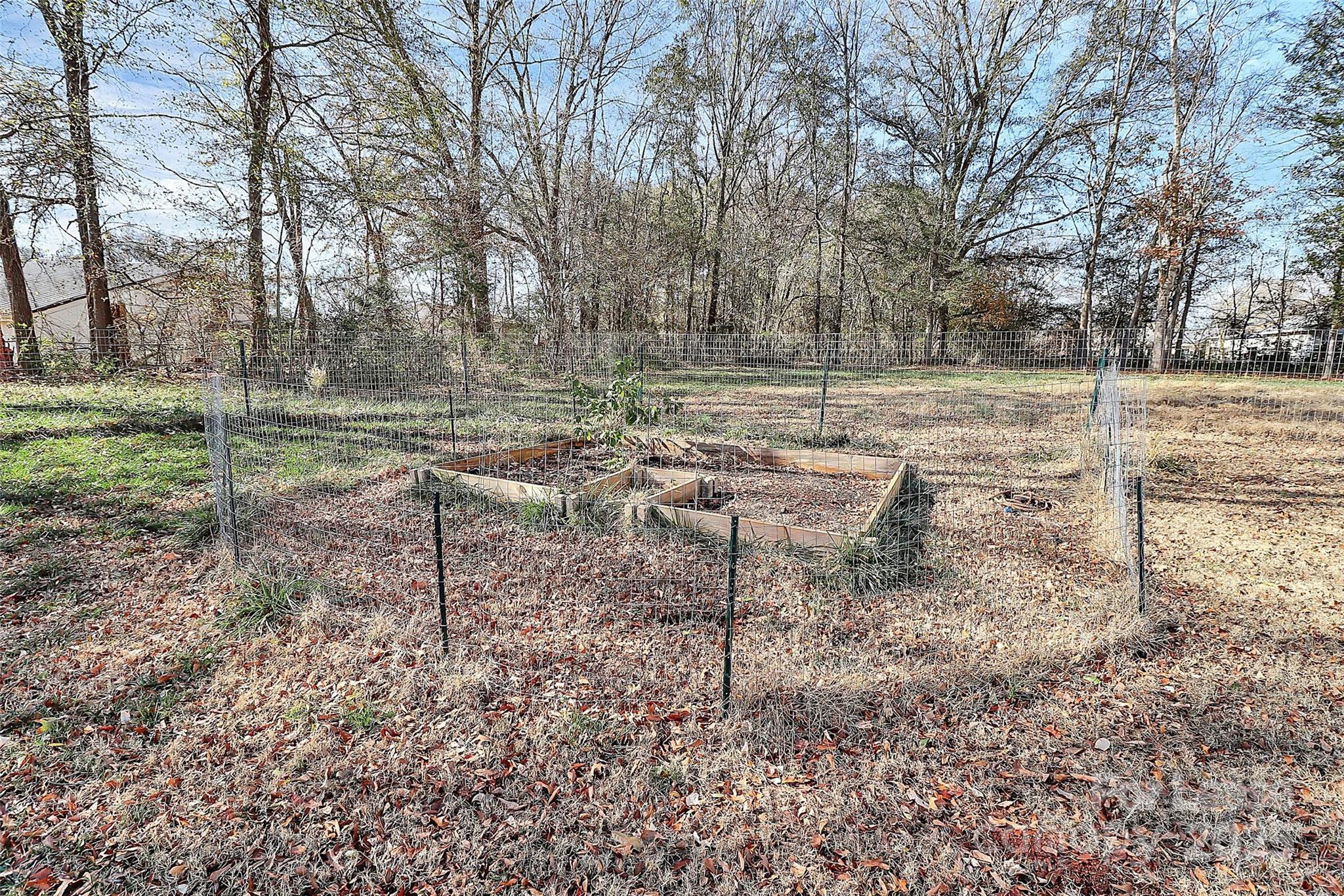 409 Kickapoo Avenue Gastonia, NC 28056 - Photo 31 of 35